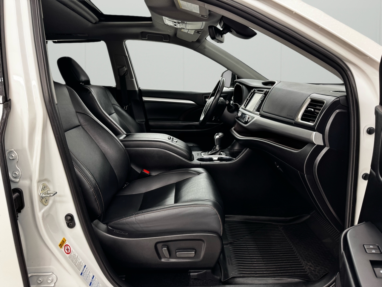 Toyota Highlander XLE V6 AWD (Natl) 2019