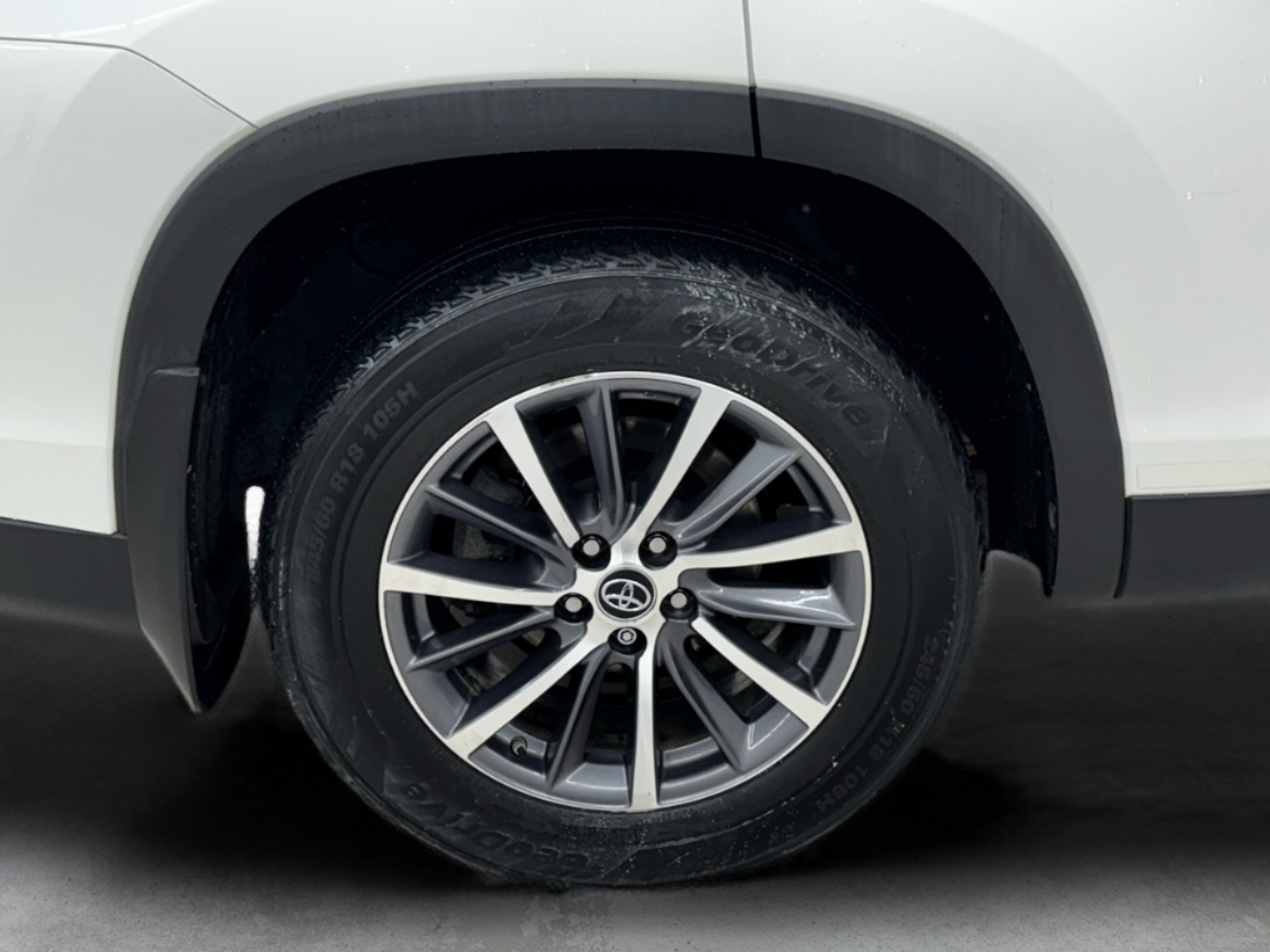 Toyota Highlander XLE V6 AWD (Natl) 2019