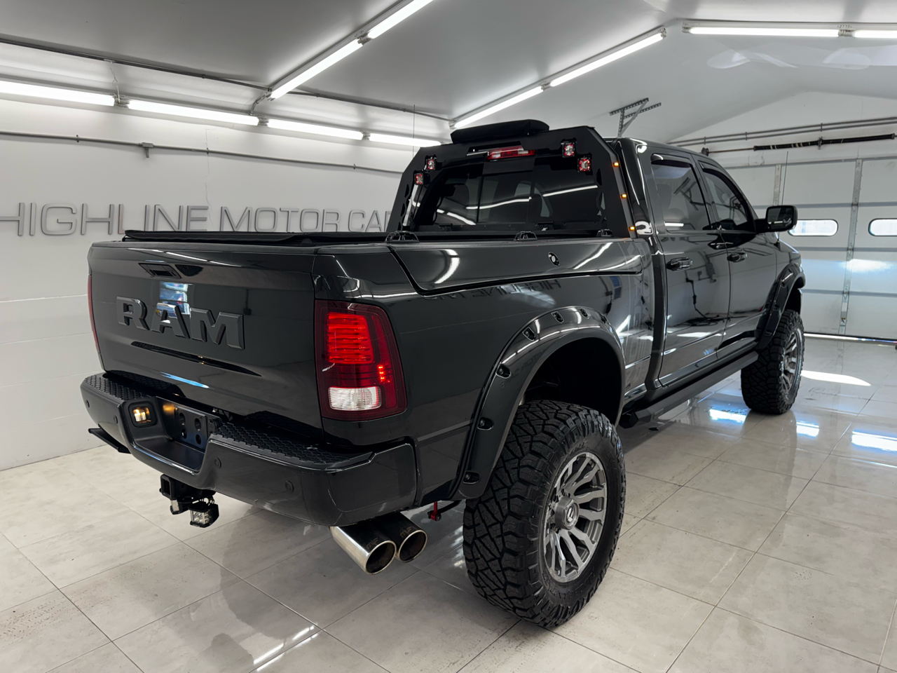 RAM 2500 Power Wagon 4x4 Crew Cab 6'4" Box 2018