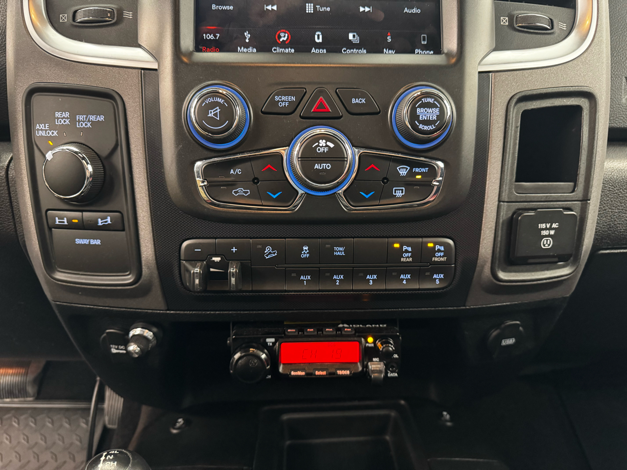 RAM 2500 Power Wagon 4x4 Crew Cab 6'4" Box 2018