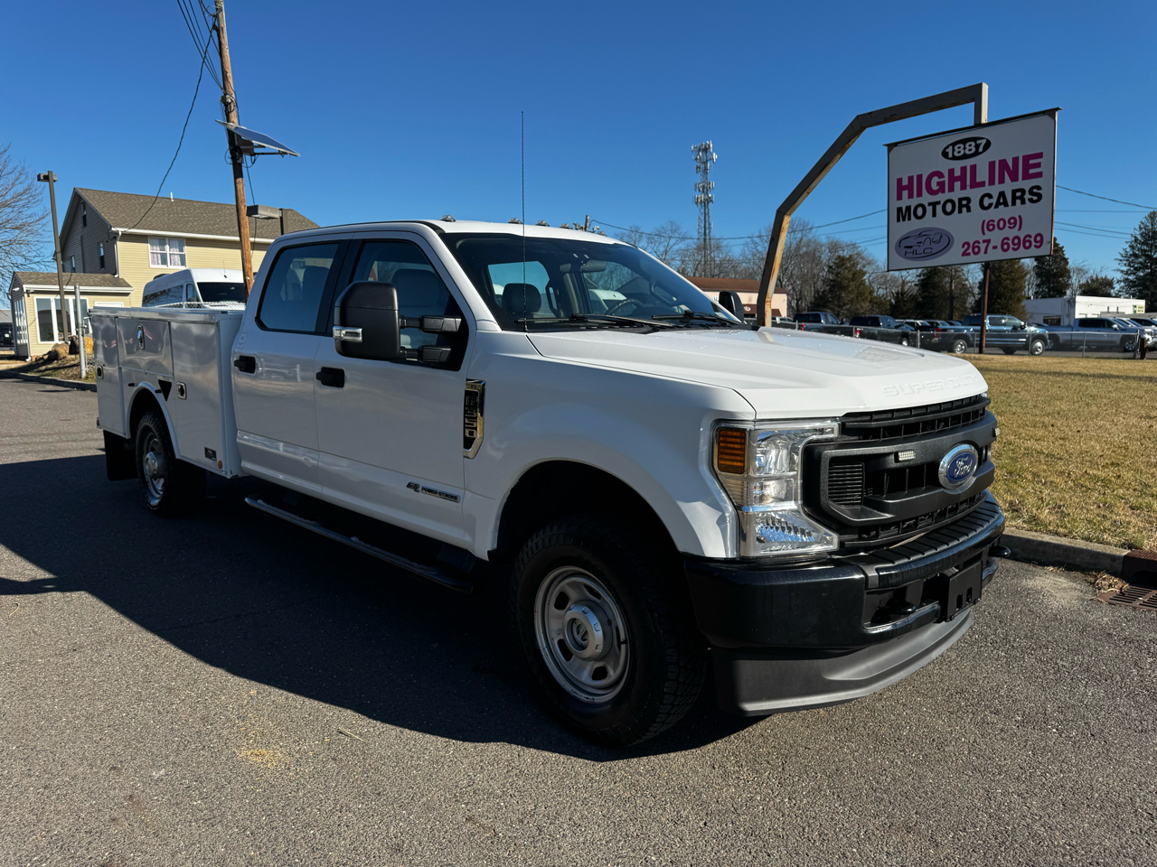 Ford Super Duty F-350 SRW Lariat 4WD Crew Cab 179" WB 60" CA 2020