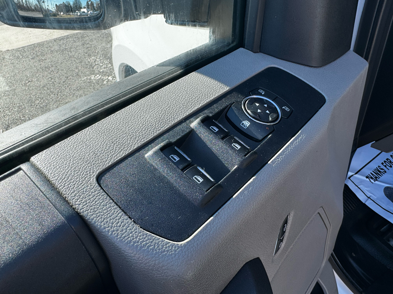 Ford Super Duty F-350 SRW Lariat 4WD Crew Cab 179" WB 60" CA 2020