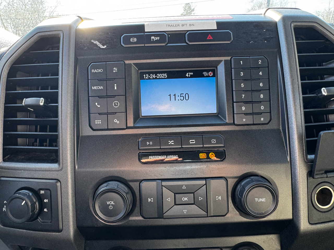 Ford Super Duty F-350 SRW Lariat 4WD Crew Cab 179" WB 60" CA 2020