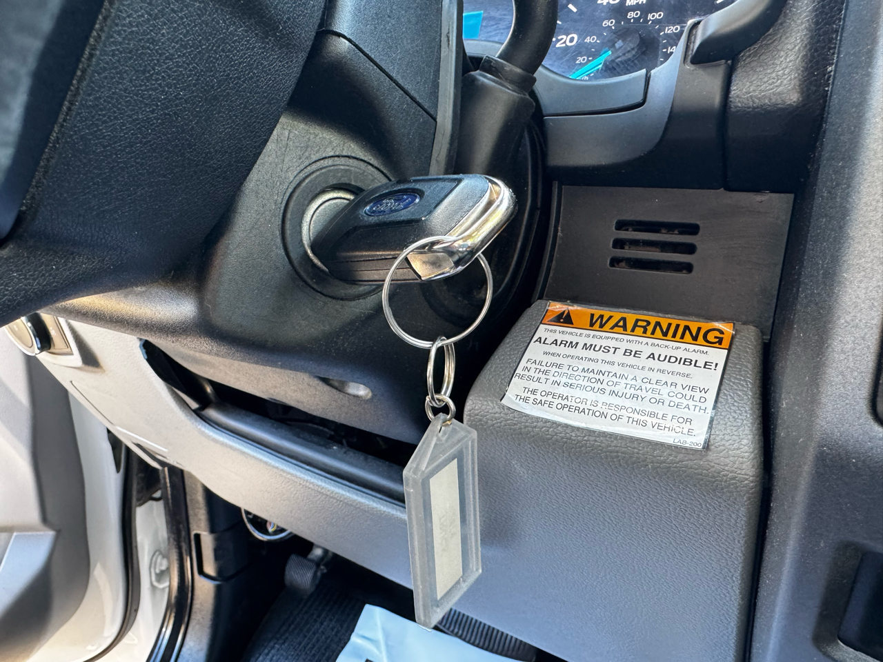 Ford Super Duty F-350 SRW Lariat 4WD Crew Cab 179" WB 60" CA 2020