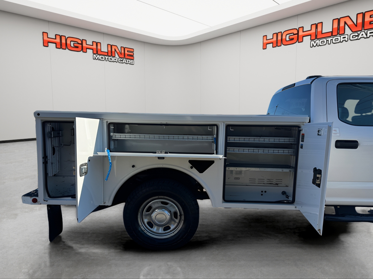 Ford Super Duty F-350 SRW XL 4WD Crew Cab 179" WB 60" CA 2020