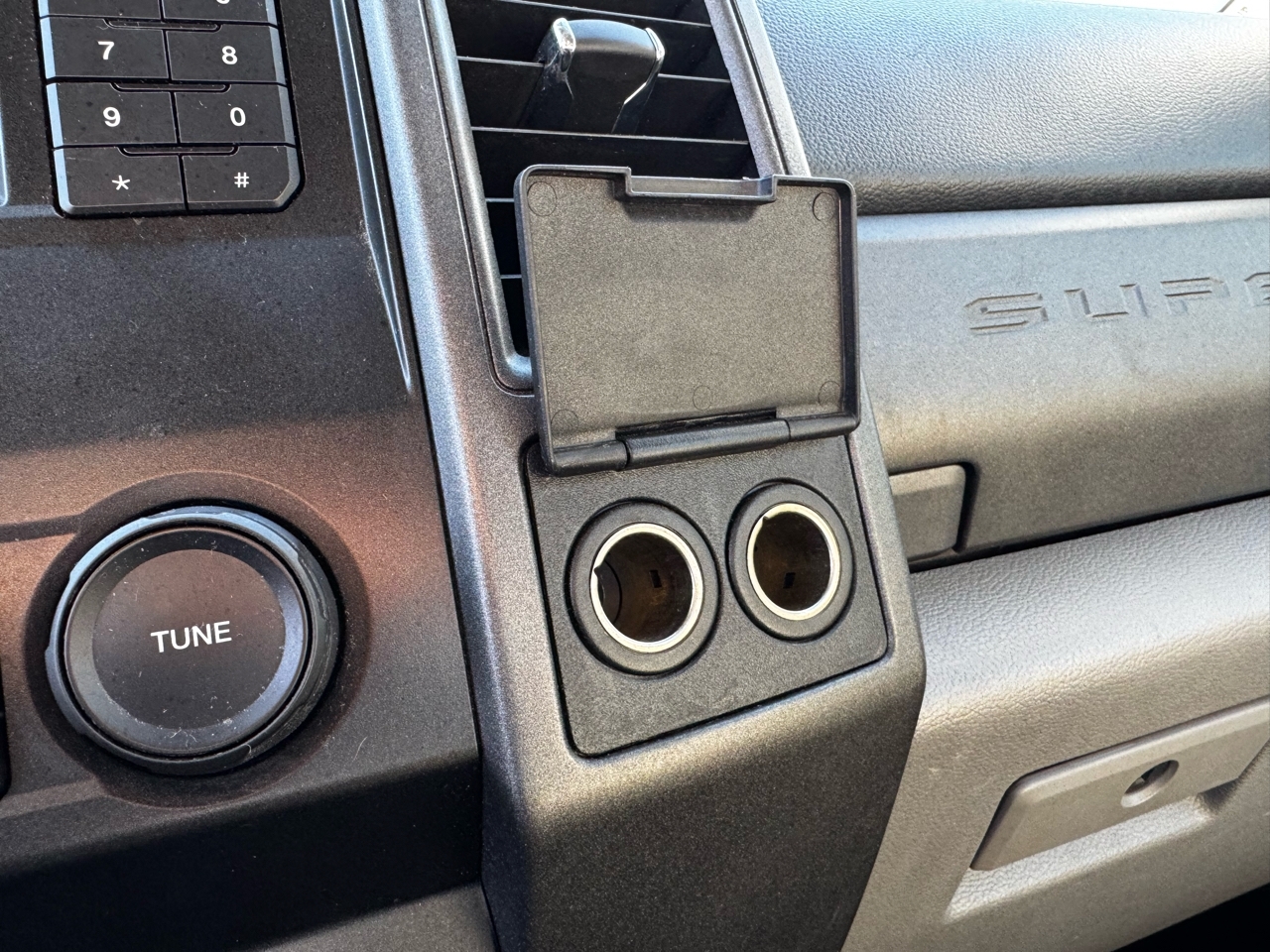 Ford Super Duty F-350 SRW XL 4WD Crew Cab 179" WB 60" CA 2020