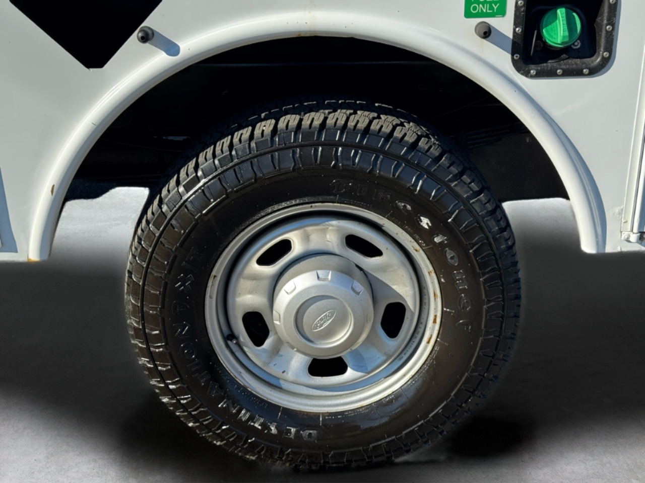 Ford Super Duty F-350 SRW XL 4WD Crew Cab 179" WB 60" CA 2020