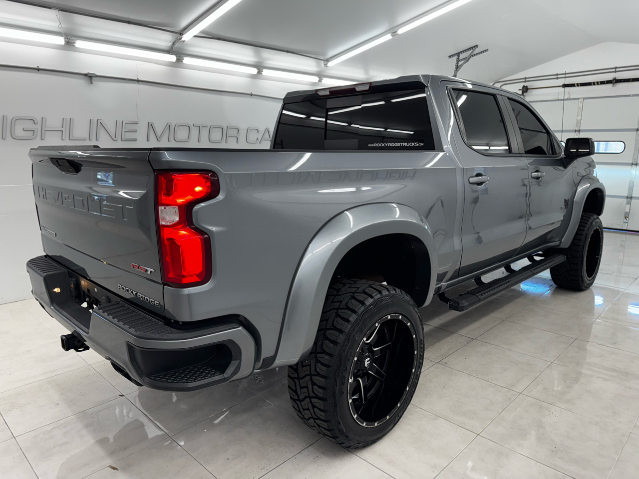 Chevrolet Silverado 1500 4WD Crew Cab 147" RST 2021