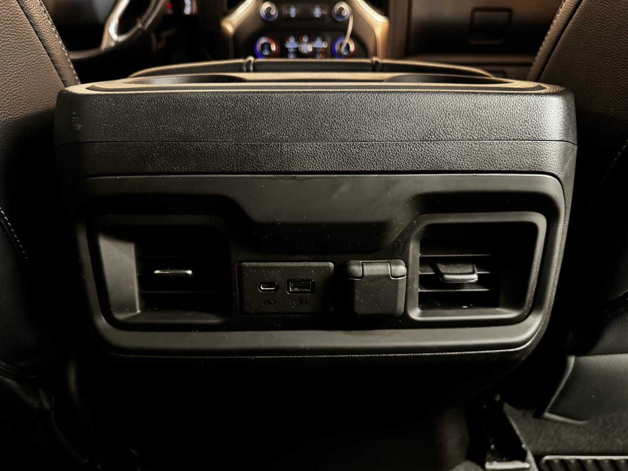 Chevrolet Silverado 1500 4WD Crew Cab 147" RST 2021