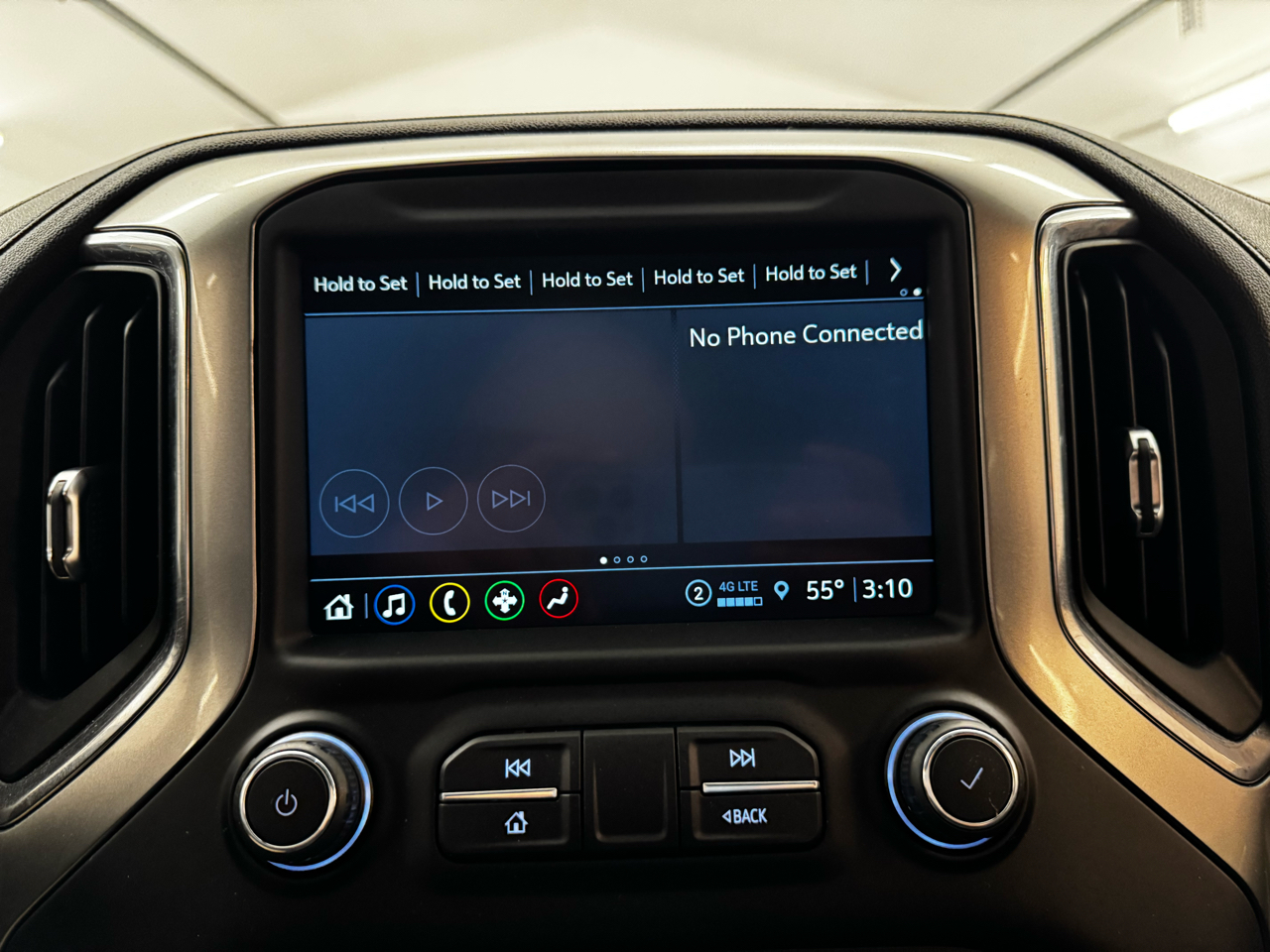 Chevrolet Silverado 1500 4WD Crew Cab 147" RST 2021