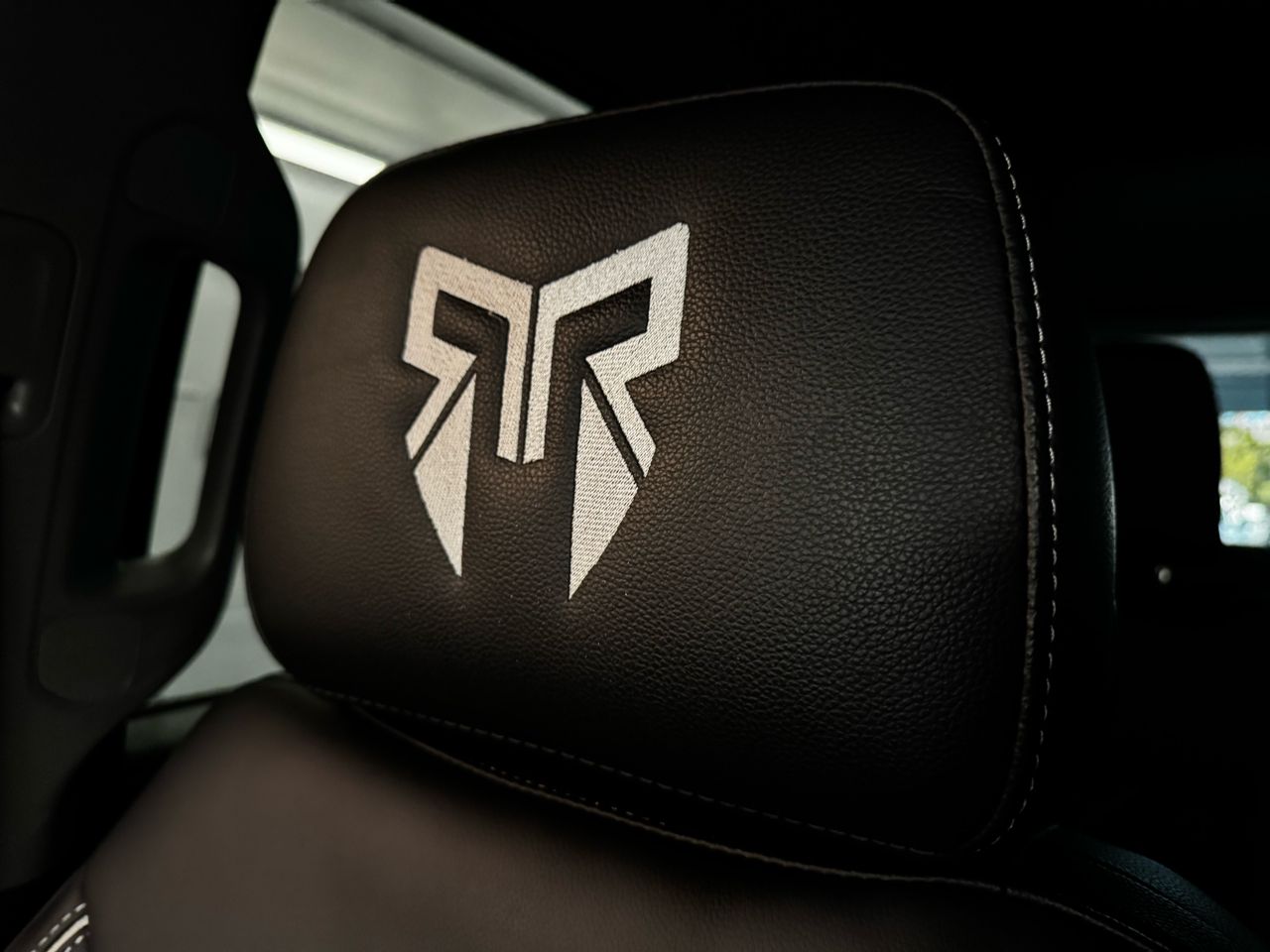 Chevrolet Silverado 1500 4WD Crew Cab 147" RST 2021