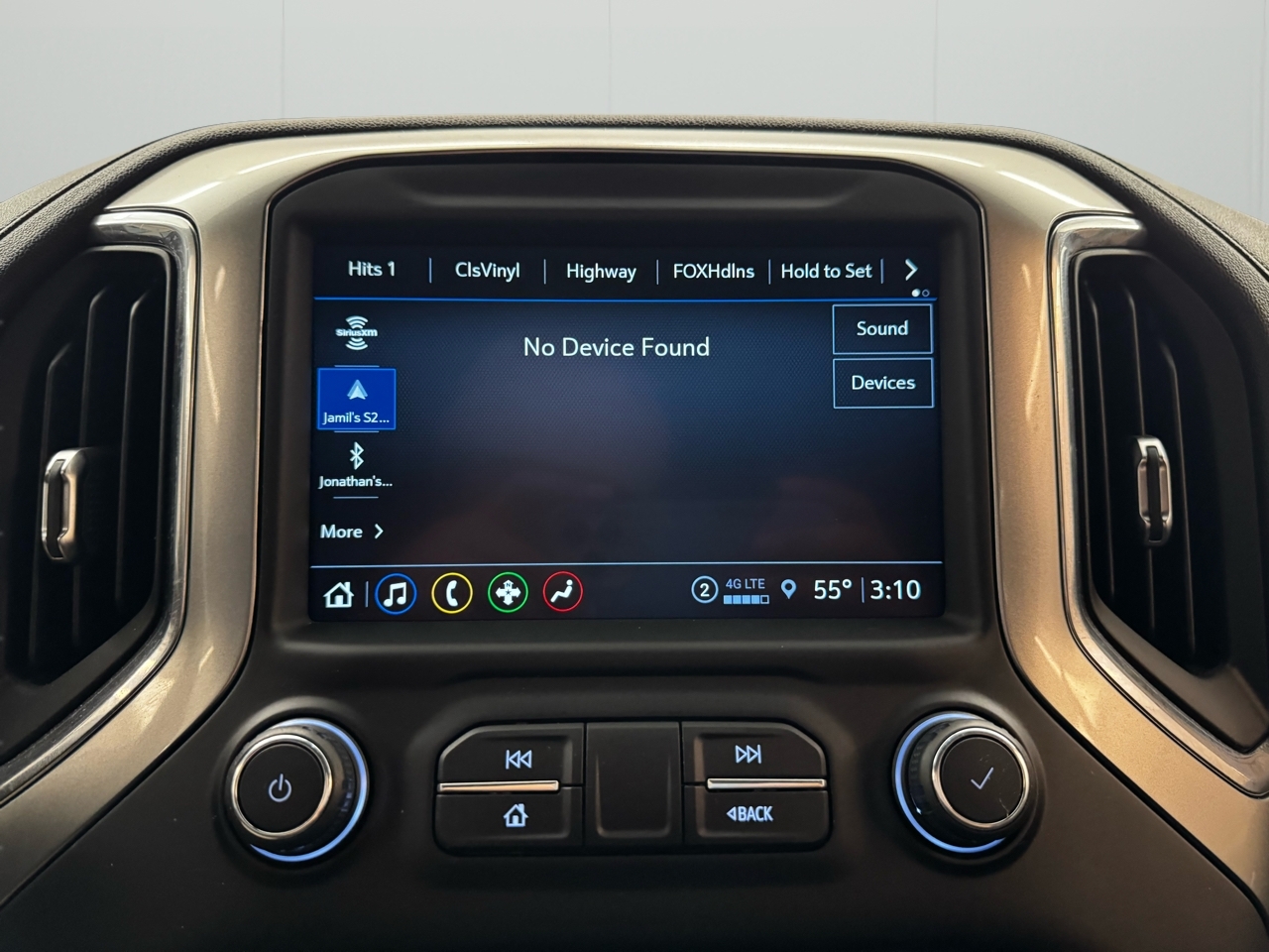 Chevrolet Silverado 1500 4WD Crew Cab 147" RST 2021