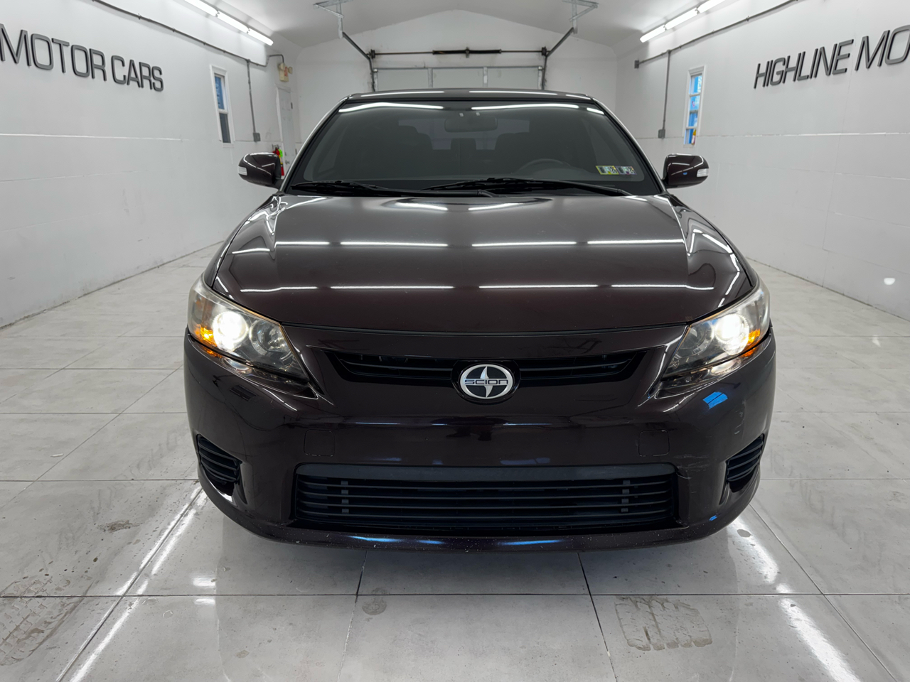 Scion tC 2dr HB Man (Natl) 2013