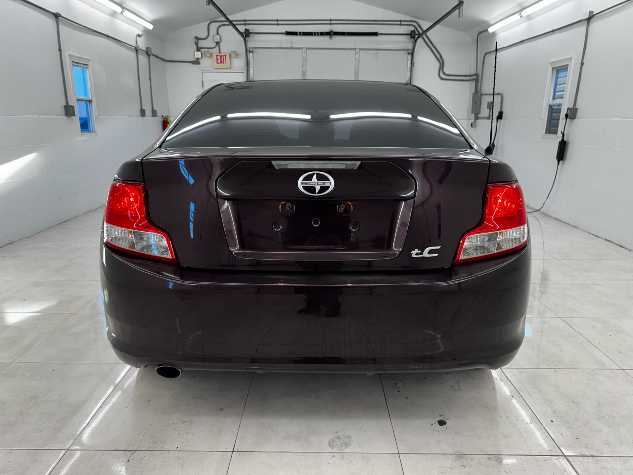 Scion tC 2dr HB Man (Natl) 2013