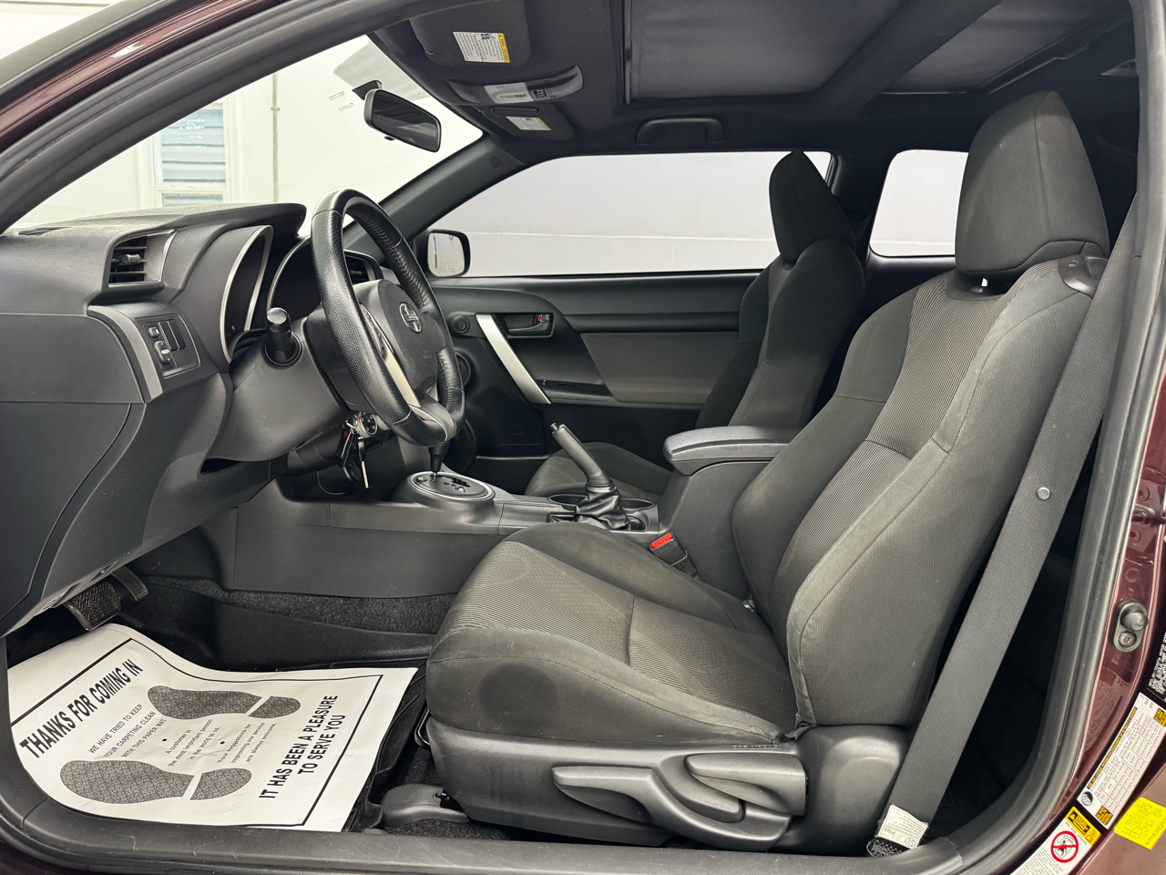 Scion tC 2dr HB Man (Natl) 2013