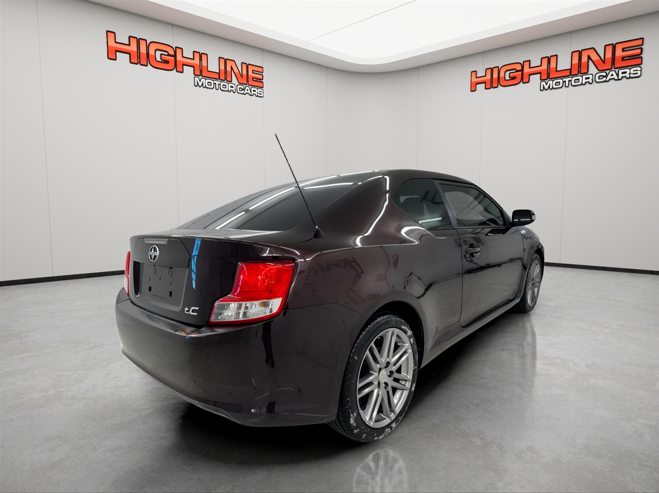 Scion tC 2dr HB Man (Natl) 2013