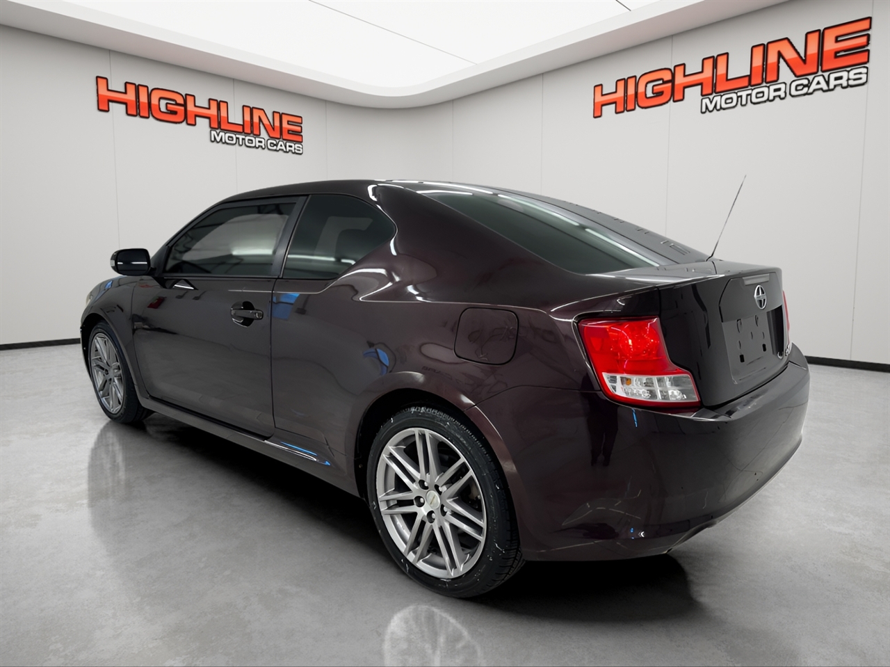 Scion tC 2dr HB Man (Natl) 2013