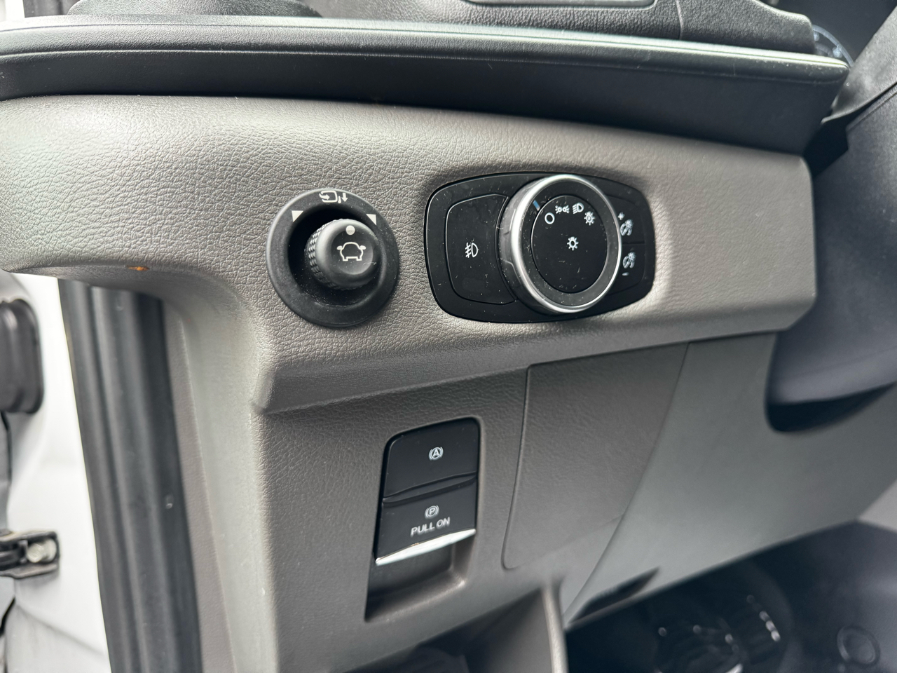 Ford Transit Passenger Wagon T-350 148" Low Roof XLT RWD 2023