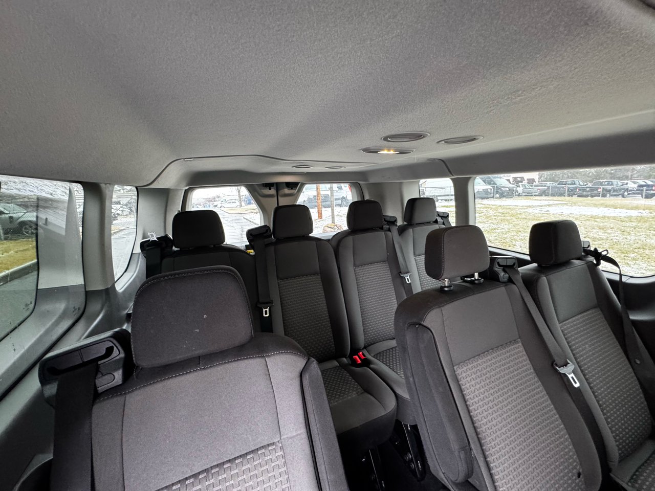 Ford Transit Passenger Wagon T-350 148" Low Roof XLT RWD 2023