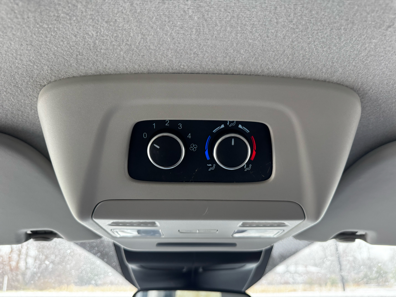 Ford Transit Passenger Wagon T-350 148" Low Roof XLT RWD 2023