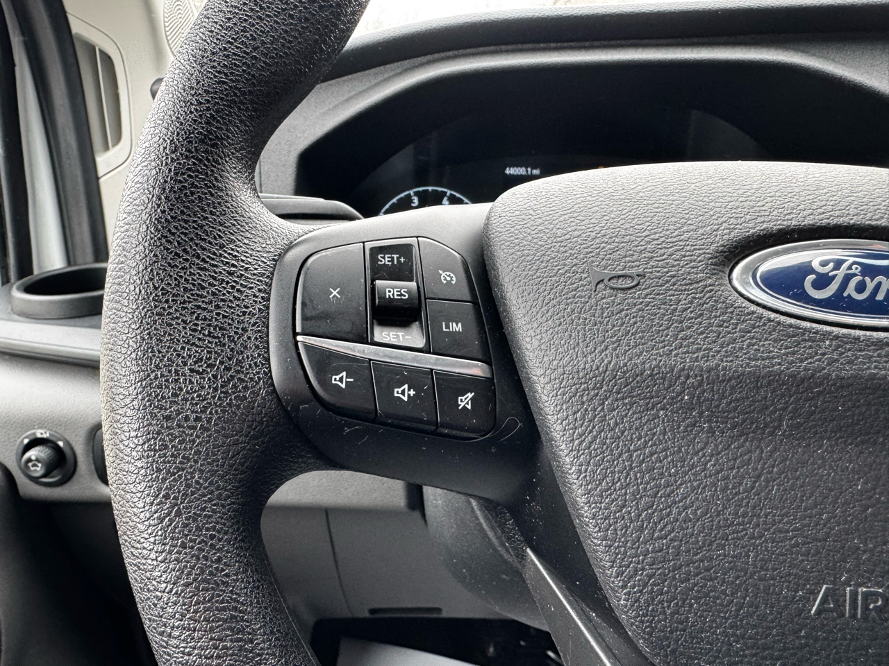 Ford Transit Passenger Wagon T-350 148" Low Roof XLT RWD 2023