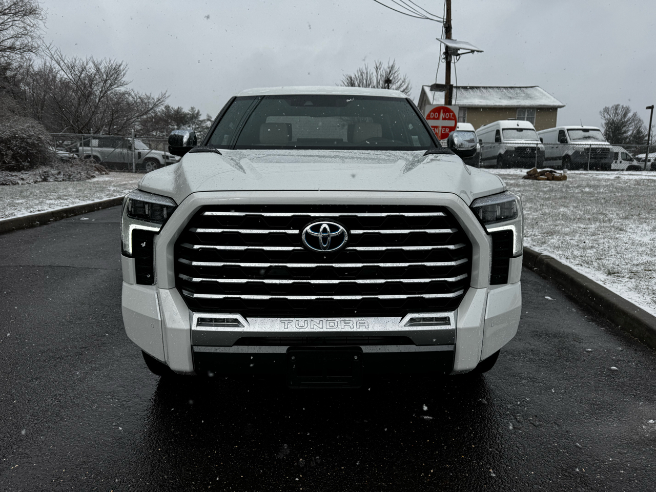 Toyota Tundra 4WD Capstone Hybrid CrewMax 5.5' Bed (Natl) 2023