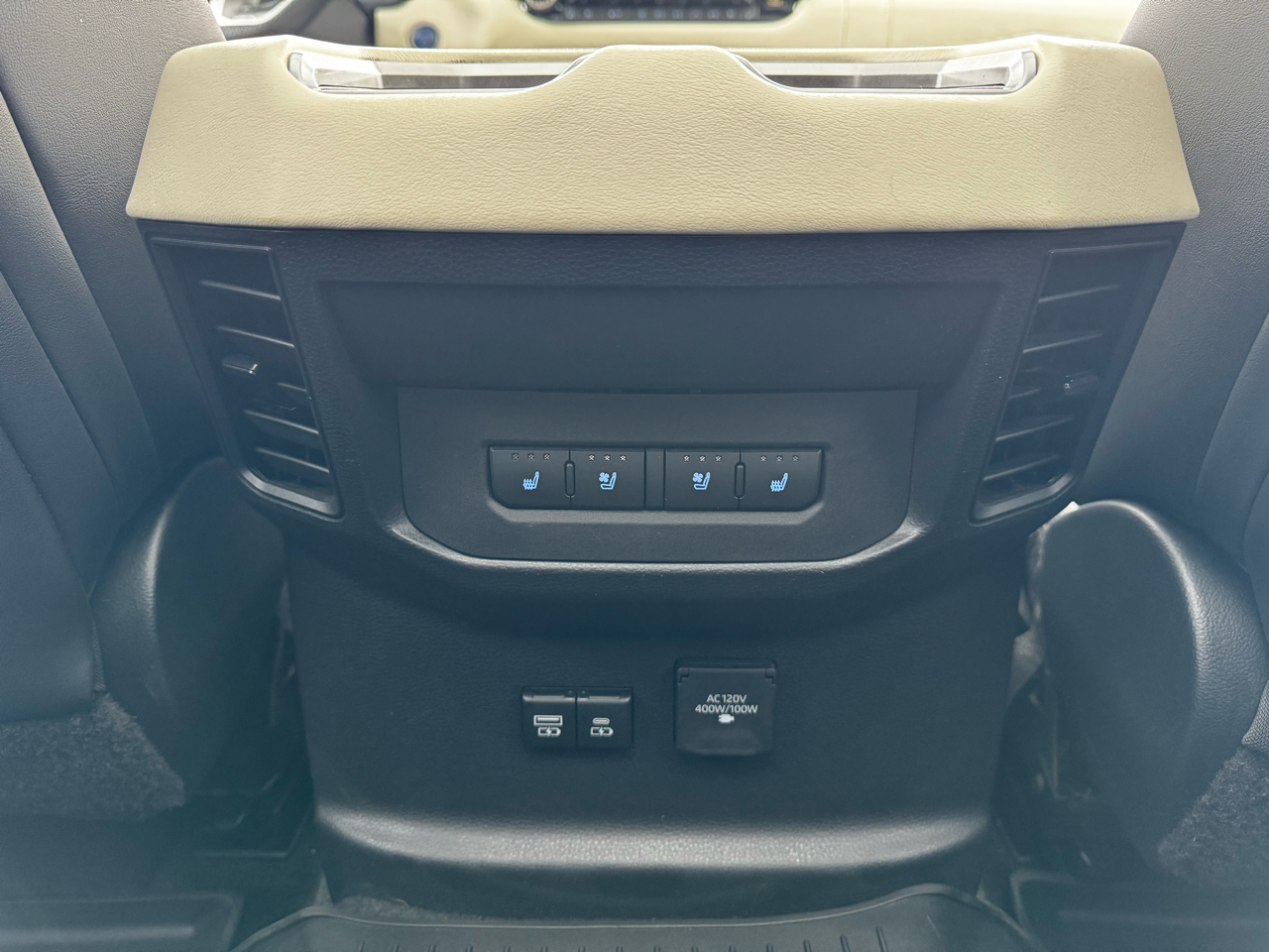 Toyota Tundra 4WD Capstone Hybrid CrewMax 5.5' Bed (Natl) 2023