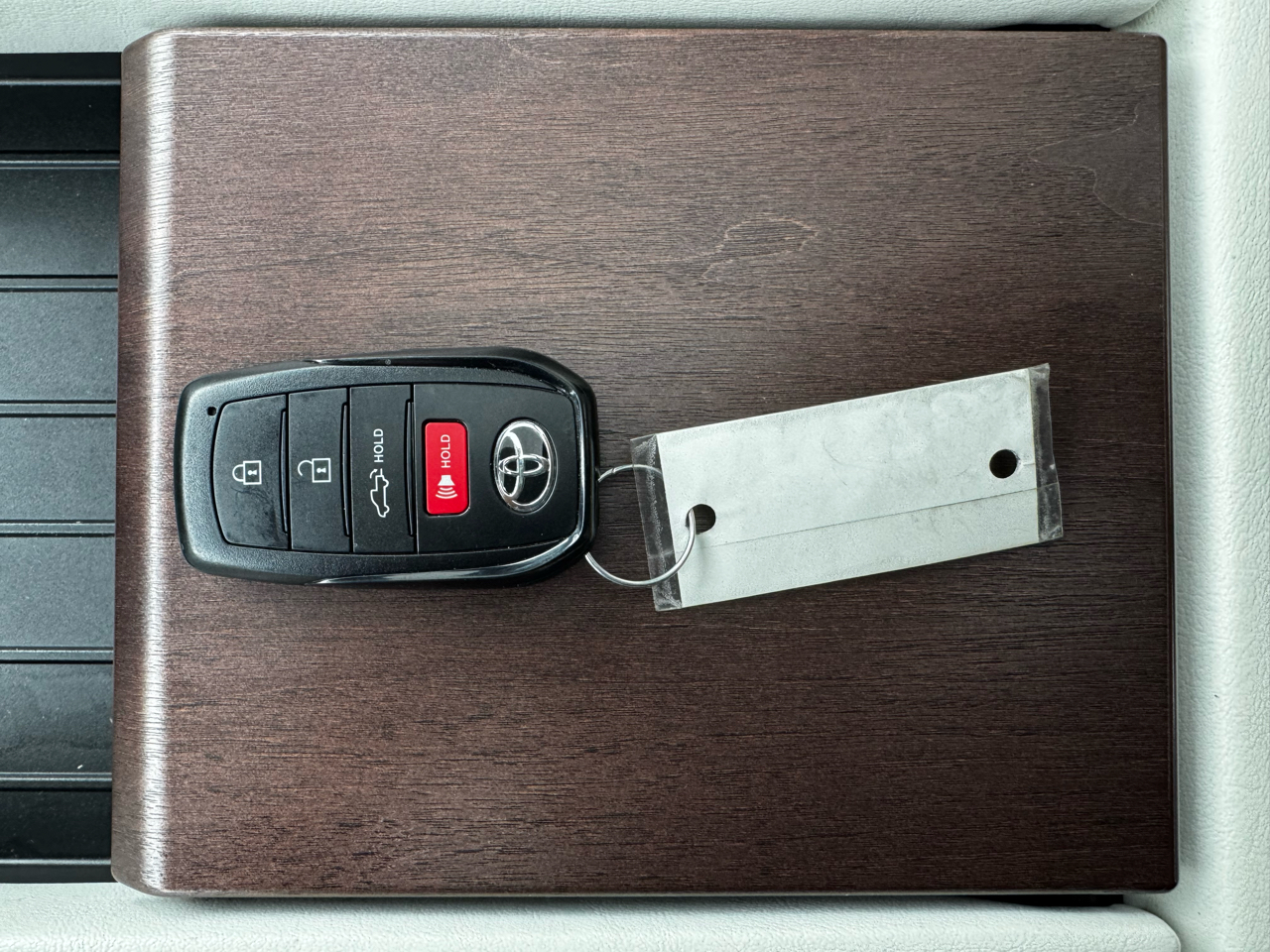 Toyota Tundra 4WD Capstone Hybrid CrewMax 5.5' Bed (Natl) 2023