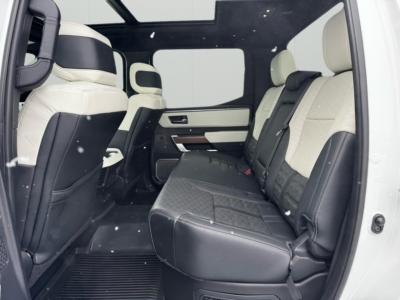 Toyota Tundra 4WD Capstone Hybrid CrewMax 5.5' Bed (Natl) 2023