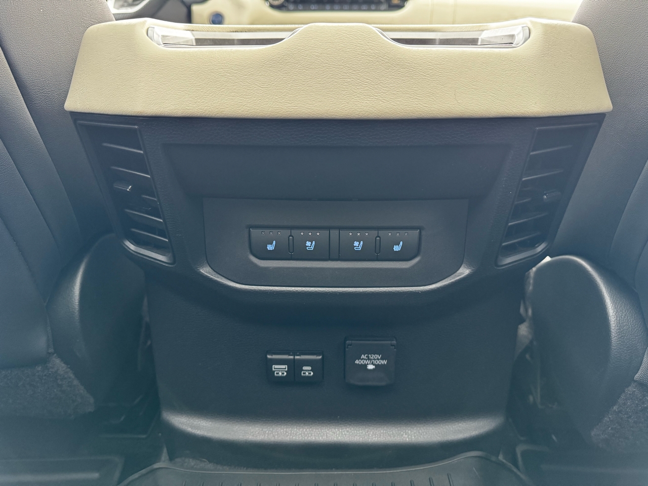 Toyota Tundra 4WD Capstone Hybrid CrewMax 5.5' Bed (Natl) 2023