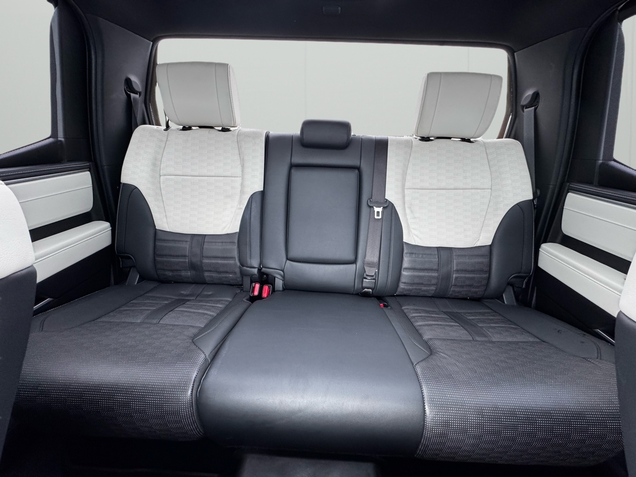 Toyota Tundra 4WD Capstone Hybrid CrewMax 5.5' Bed (Natl) 2023