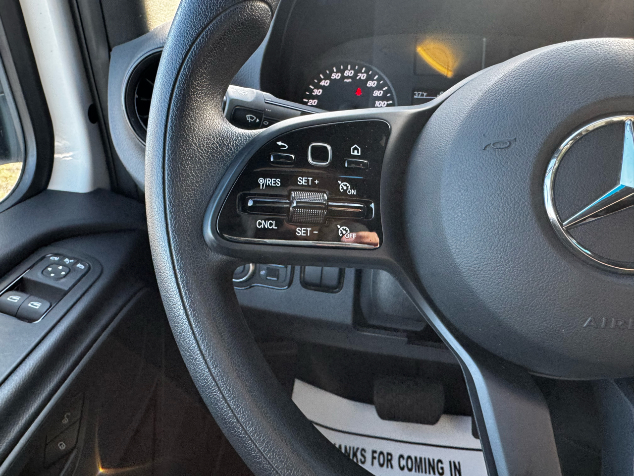 Mercedes-Benz Sprinter Cargo Van 2500 Standard Roof I4 144" RWD 2021