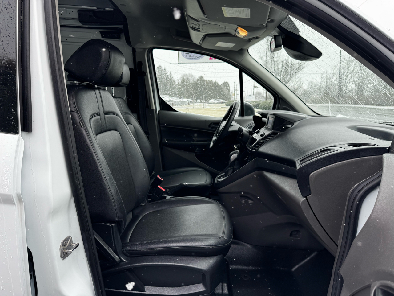 Ford Transit Connect Van XL LWB w/Rear Symmetrical Doors 2020