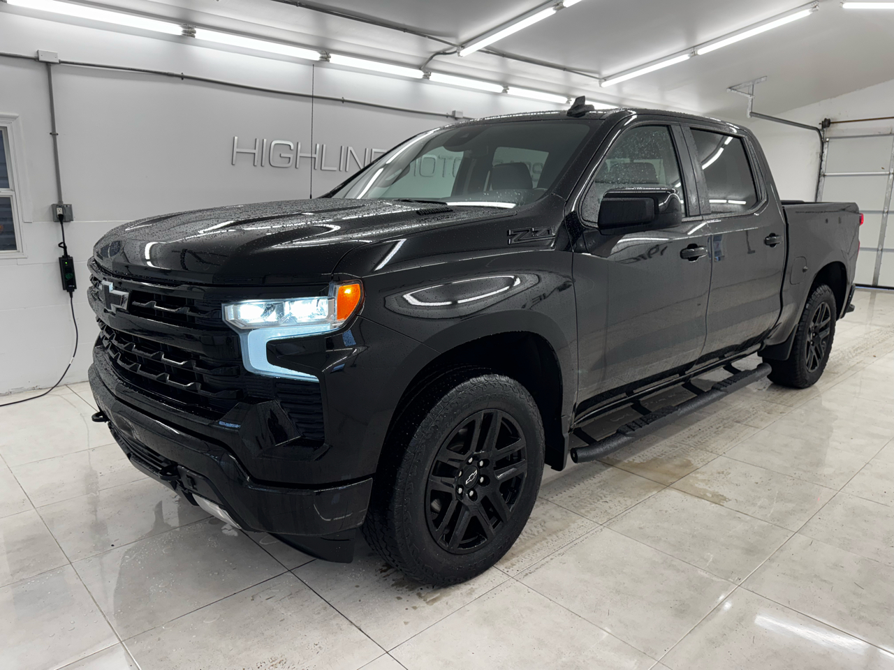 2023 Chevrolet Silverado 1500 4WD Crew Cab 147" RST