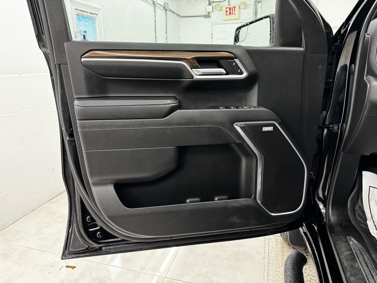 Chevrolet Silverado 1500 4WD Crew Cab 147" RST 2023