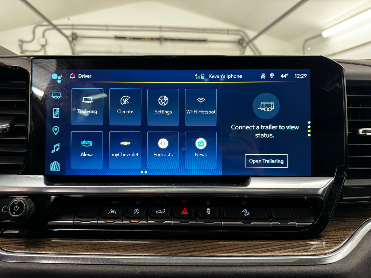 Chevrolet Silverado 1500 4WD Crew Cab 147" RST 2023