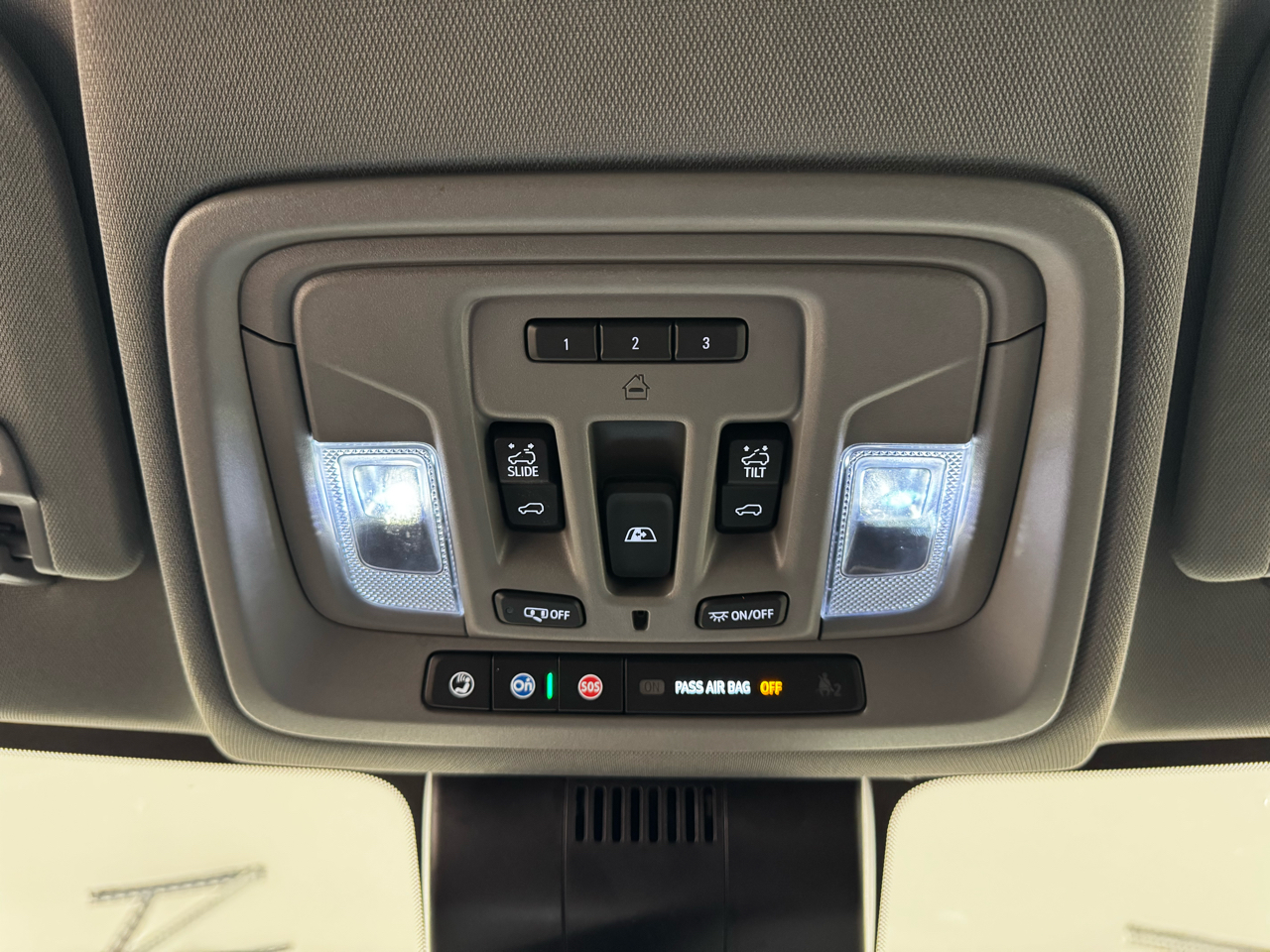 Chevrolet Silverado 1500 4WD Crew Cab 147" RST 2023