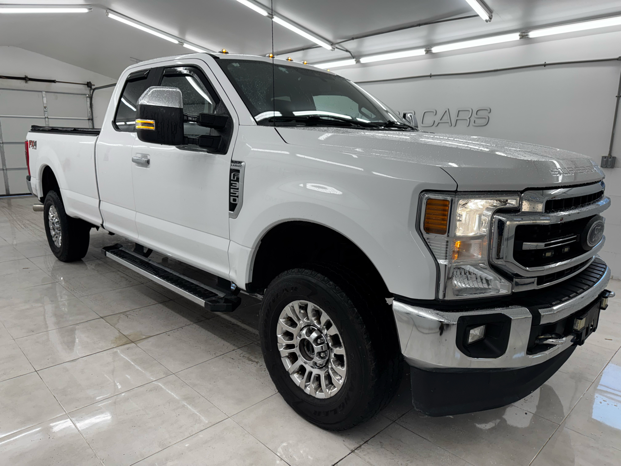 Ford Super Duty F-350 SRW Lariat 4WD SuperCab 8' Box 2021