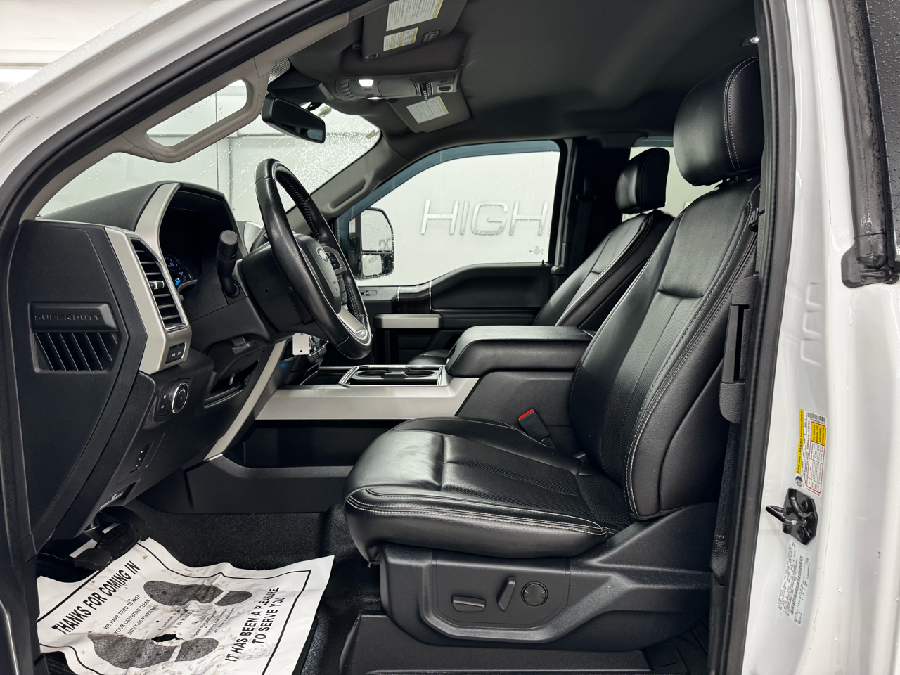 Ford Super Duty F-350 SRW Lariat 4WD SuperCab 8' Box 2021