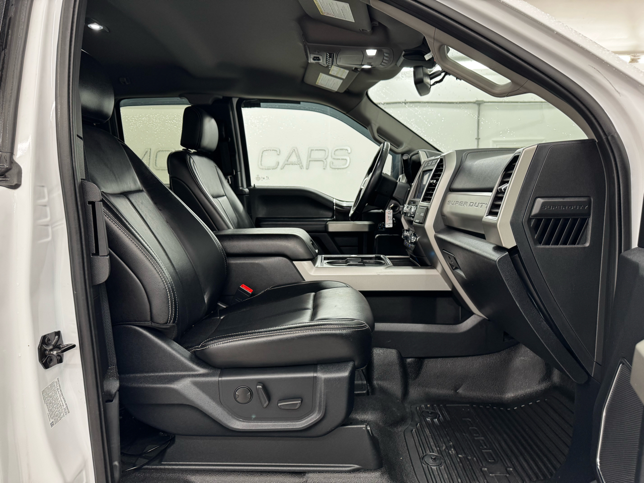 Ford Super Duty F-350 SRW Lariat 4WD SuperCab 8' Box 2021