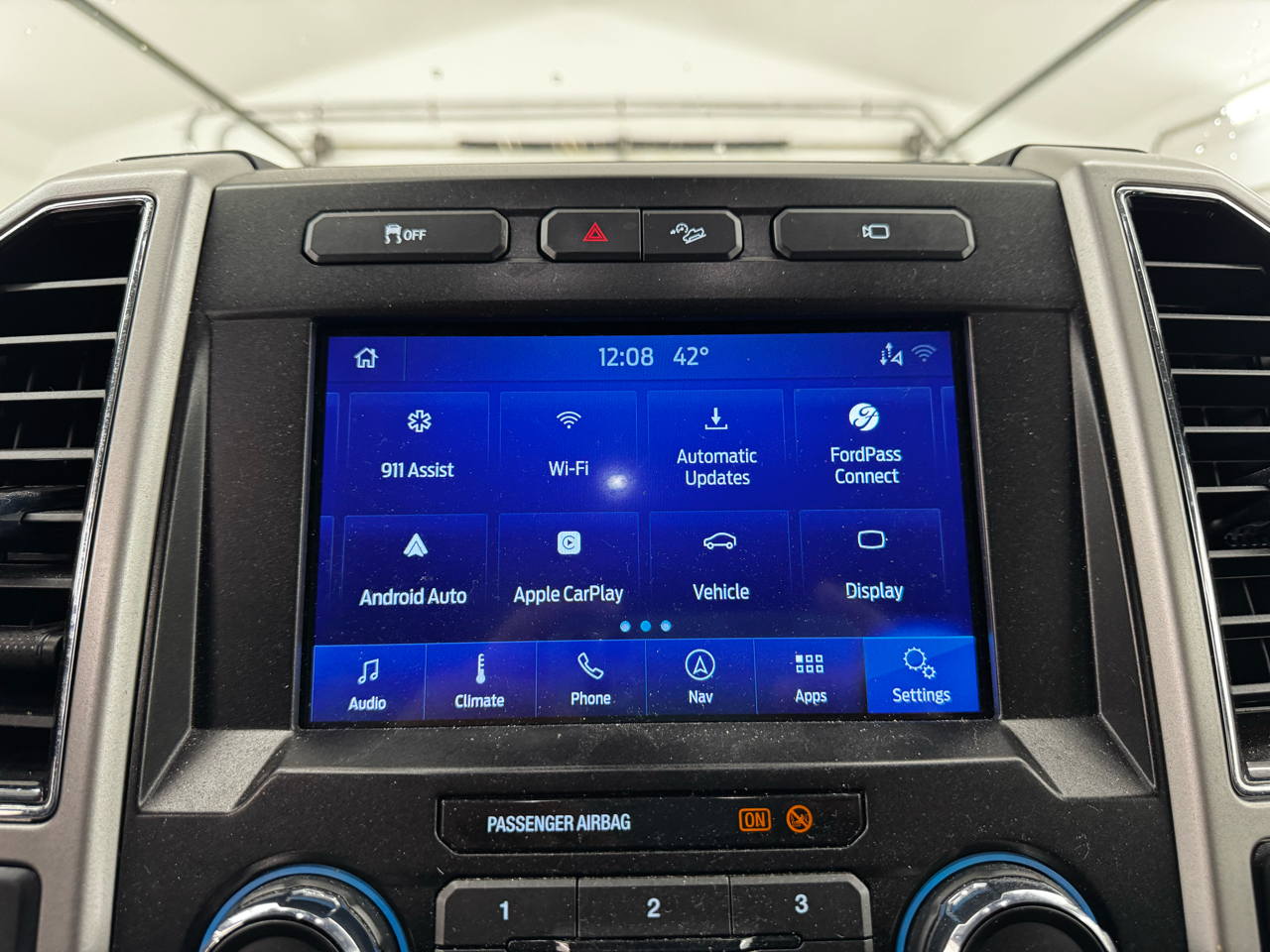 Ford Super Duty F-350 SRW Lariat 4WD SuperCab 8' Box 2021