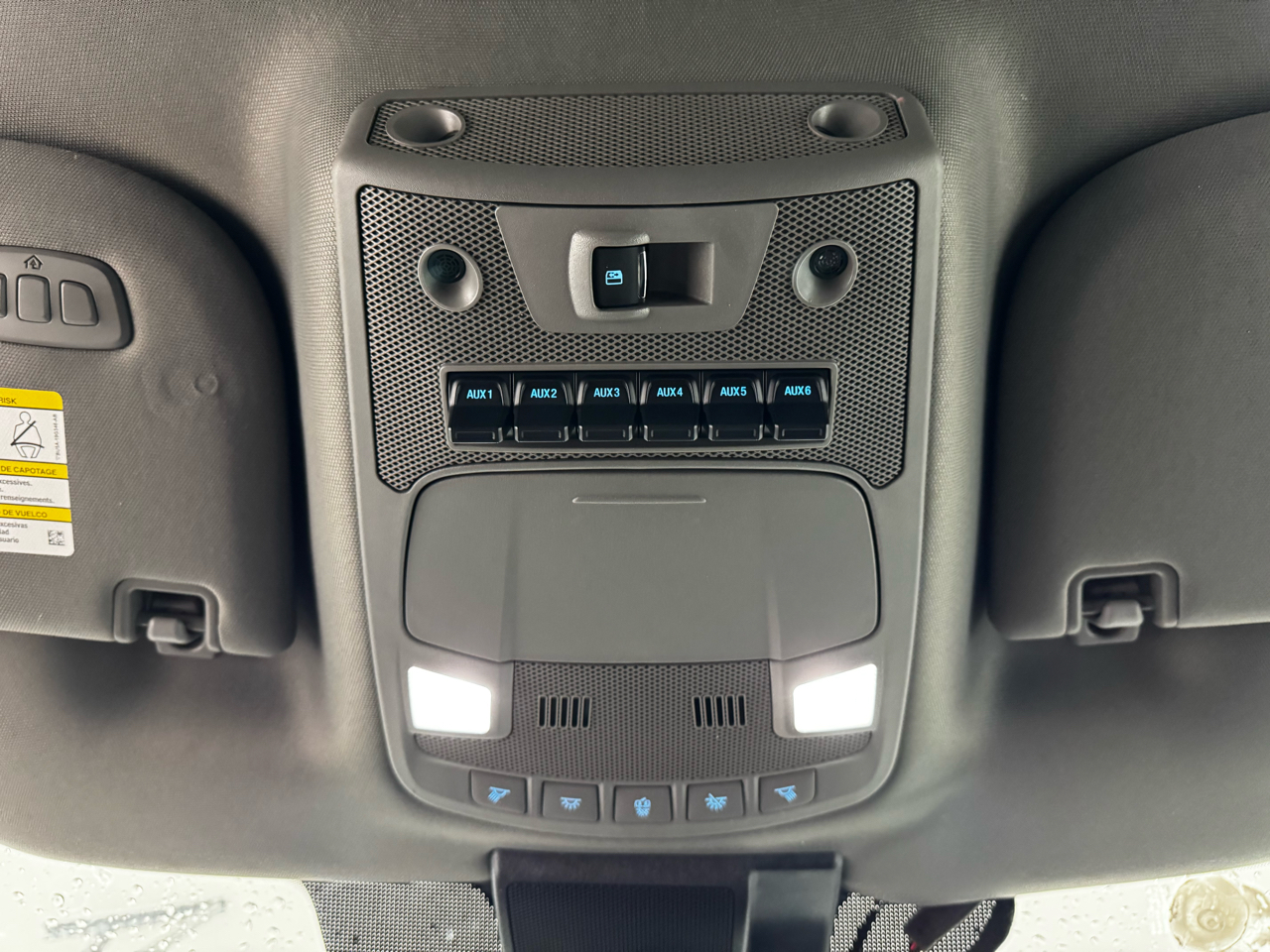 Ford Super Duty F-350 SRW Lariat 4WD SuperCab 8' Box 2021