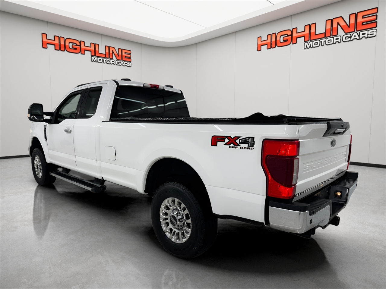 Ford Super Duty F-350 SRW Lariat 4WD SuperCab 8' Box 2021