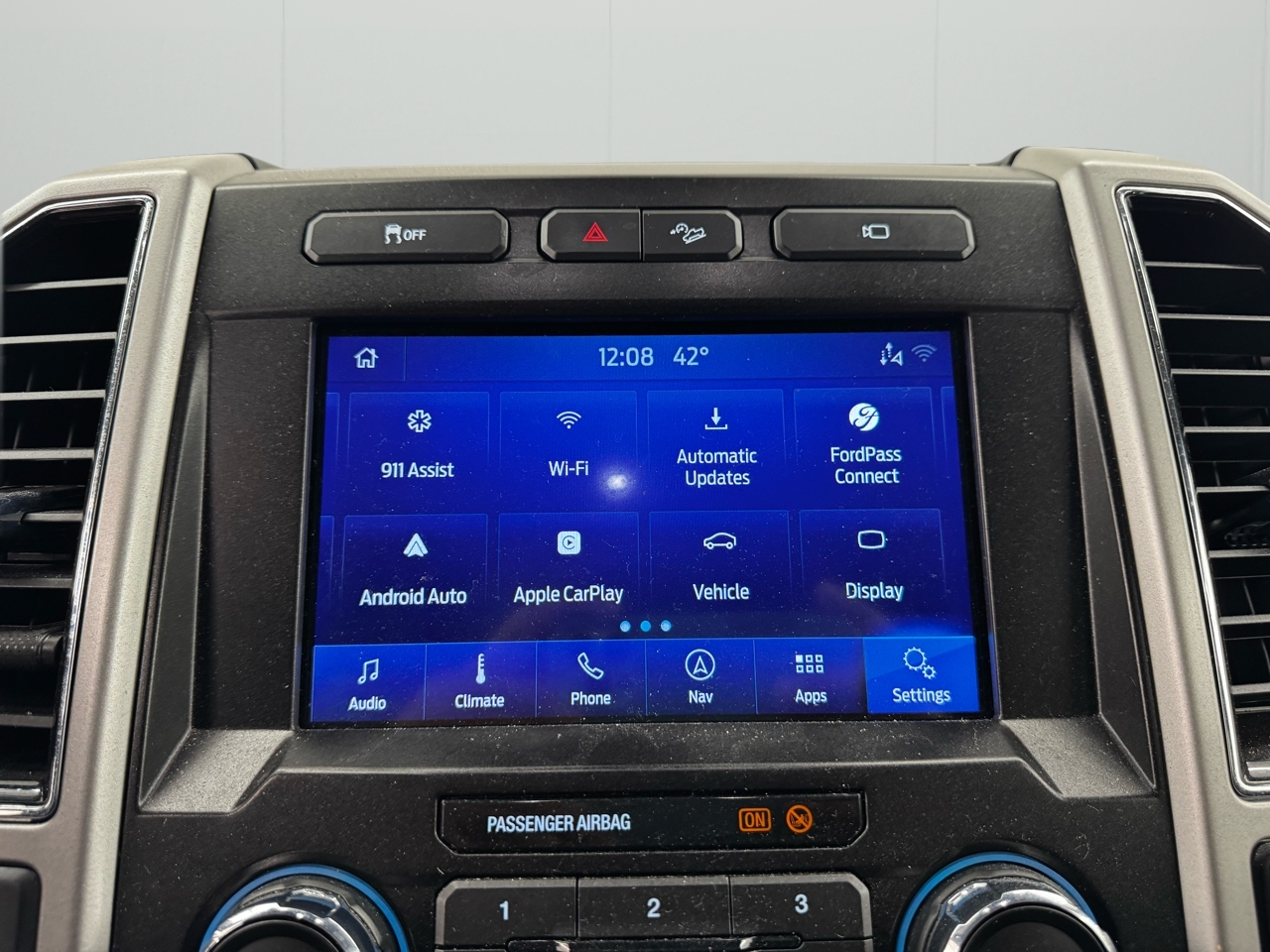 Ford Super Duty F-350 SRW Lariat 4WD SuperCab 8' Box 2021