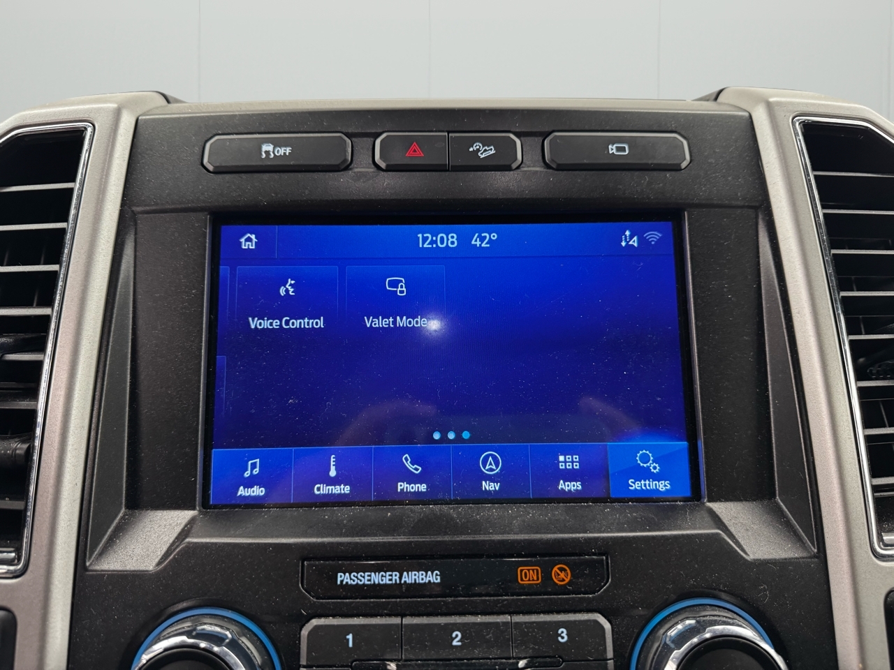 Ford Super Duty F-350 SRW Lariat 4WD SuperCab 8' Box 2021