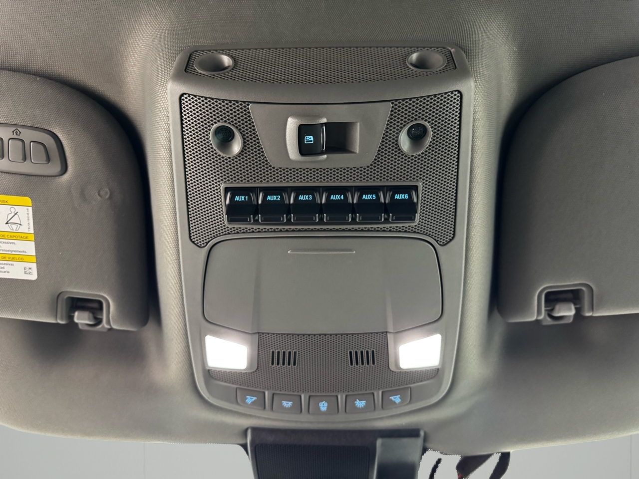 Ford Super Duty F-350 SRW Lariat 4WD SuperCab 8' Box 2021