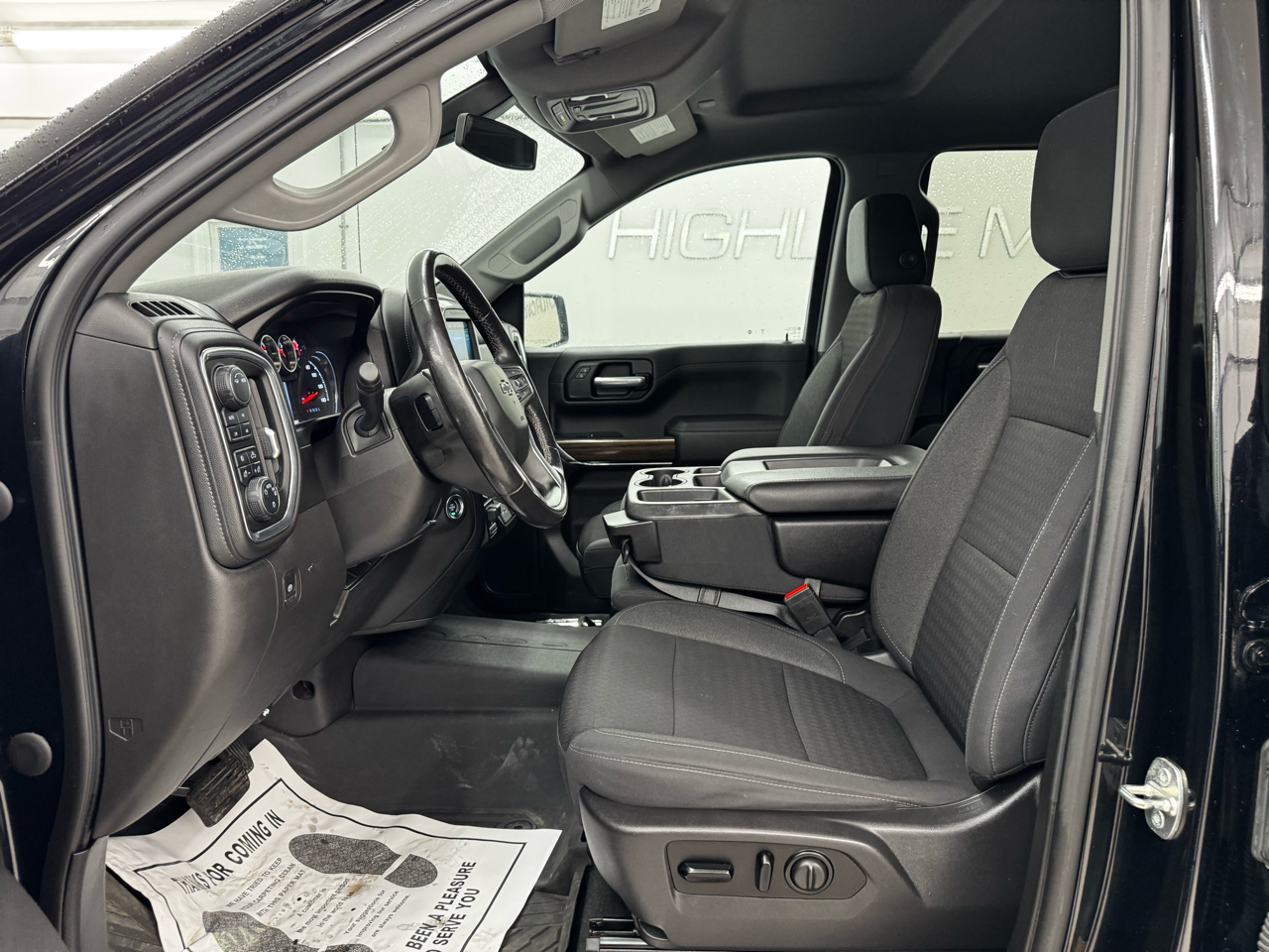 Chevrolet Silverado 1500 4WD Crew Cab 147" RST 2021