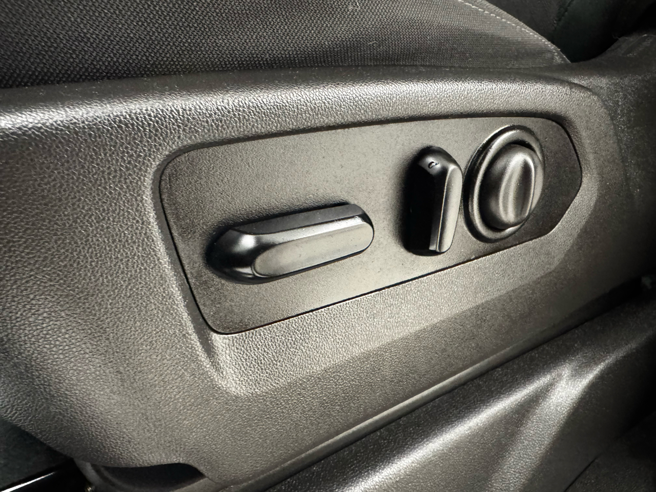 Chevrolet Silverado 1500 4WD Crew Cab 147" RST 2021