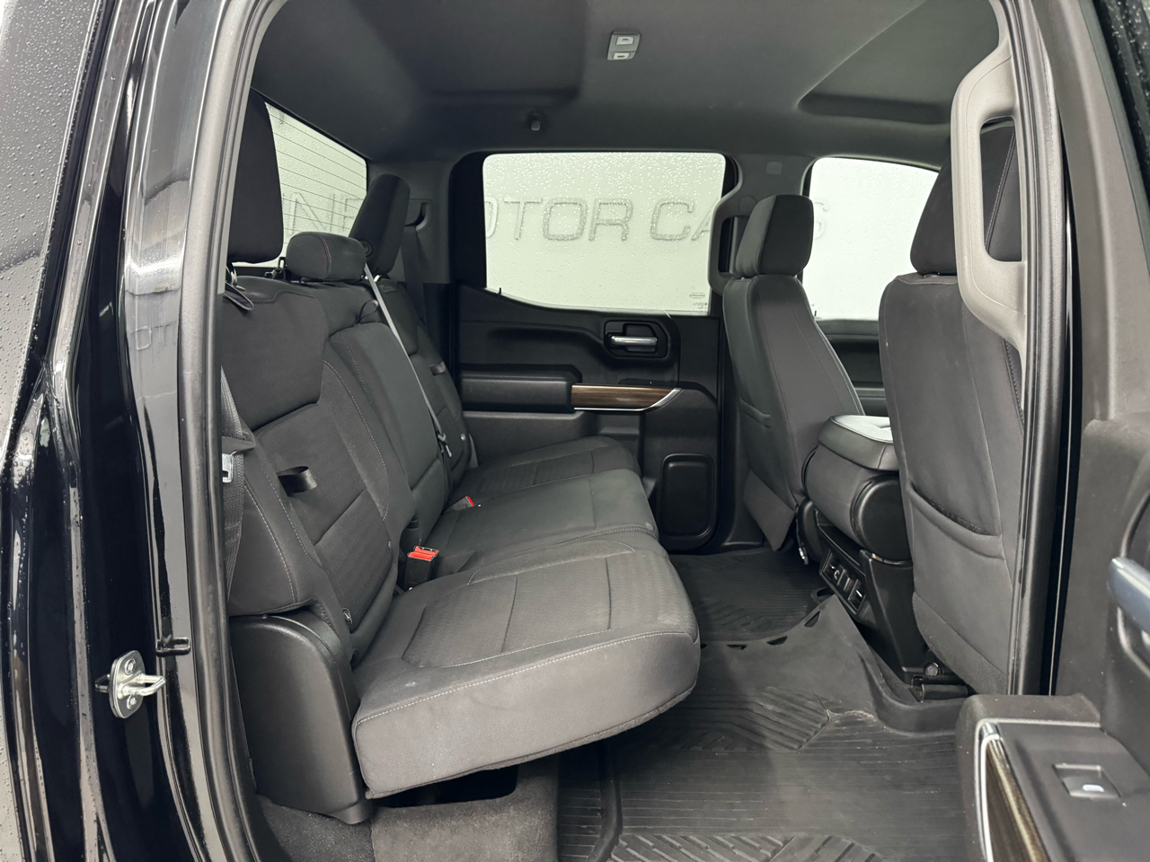 Chevrolet Silverado 1500 4WD Crew Cab 147" RST 2021