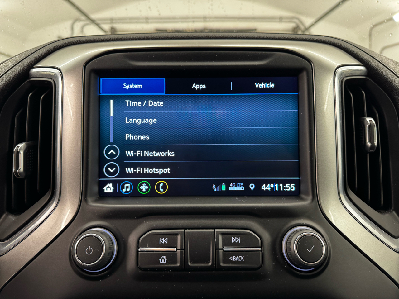 Chevrolet Silverado 1500 4WD Crew Cab 147" RST 2021